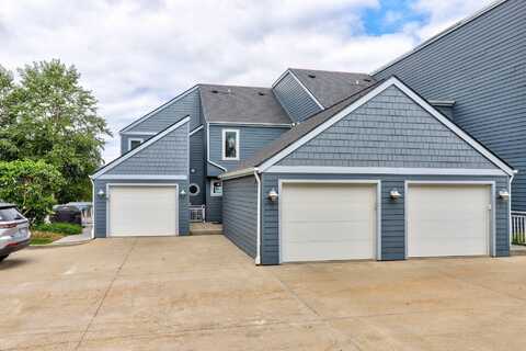 215 North Shore Drive, South Haven, MI 49090