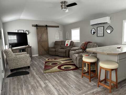 101 South Street, Cape Fair, MO 65624