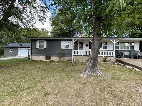108 Southview Ave, Ava, MO 65608