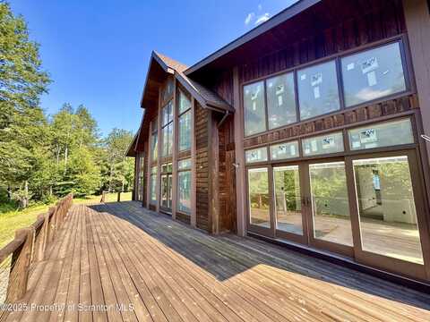 4382 River Road, Equinunk, PA 18417