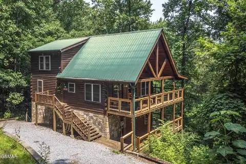 4144 Burning Tree Lane, Sevierville, TN 37862