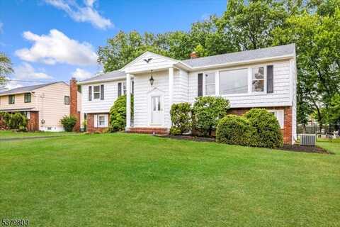 10 Jill Ter, Fairfield, NJ 07004