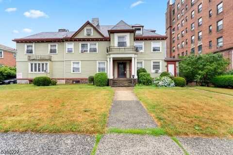 379 Mount Prospect Ave, Newark, NJ 07104
