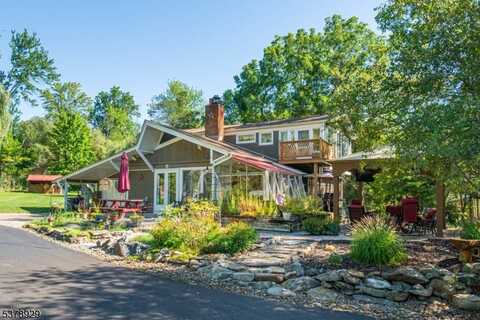 6 Baker Rd, Vernon, NJ 07461