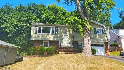 4 Portside Rd, Hopatcong, NJ 07843