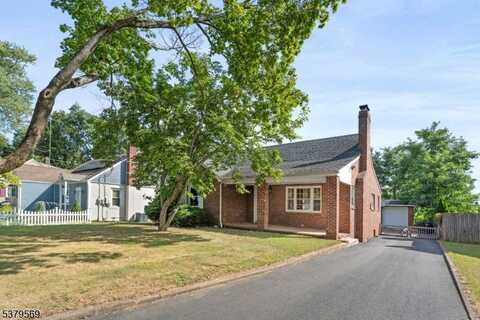 8 Sutphin Ave, Matawan Boro, NJ 07747