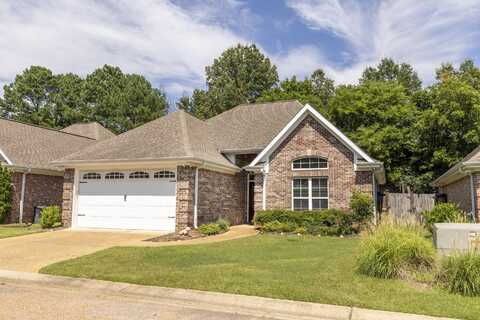 413 Suzanne Ave, Starkville, MS 39759