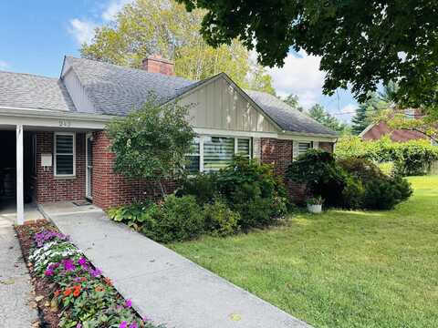 243 Court Street, Lewisburg, WV 24901