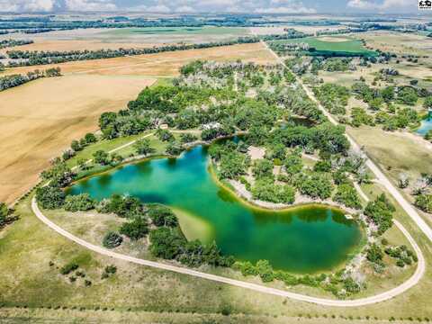 10702 W 95th Ave, Nickerson, KS 67561