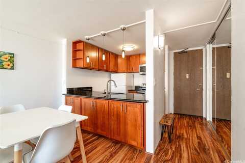 98-500 Koauka Loop, Aiea, HI 96701