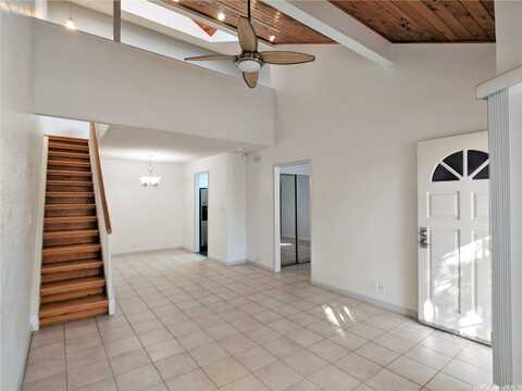 328 Mananai Place, Honolulu, HI 96818