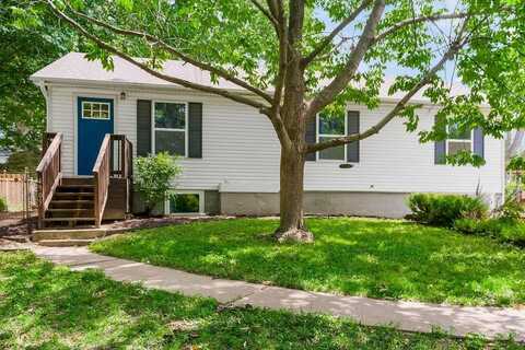 4905 NE Park Lane, Kansas City, MO 64118