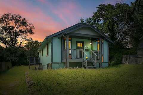 902 S CRISP Avenue, Independence, MO 64054