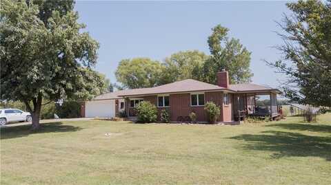 3239 Texas Road, Ottawa, KS 66067