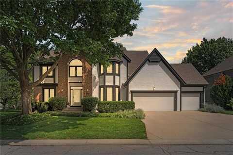 5212 W 129 Street, Leawood, KS 66209
