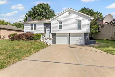1620 NE Misty Lane, Lees Summit, MO 64086