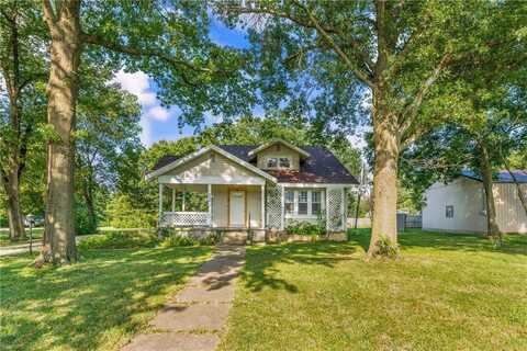 628 N Broadway Street, Lacygne, KS 66040