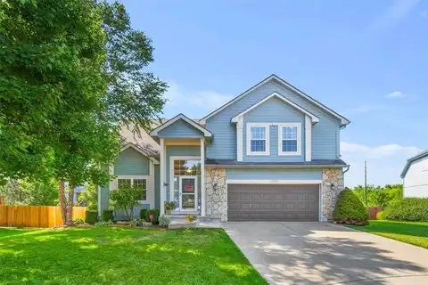 19075 W 164th Terrace, Olathe, KS 66062
