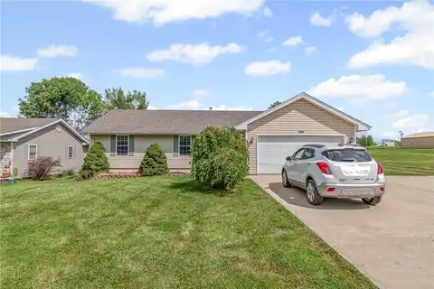 904 W 8th Street, Cameron, MO 64429