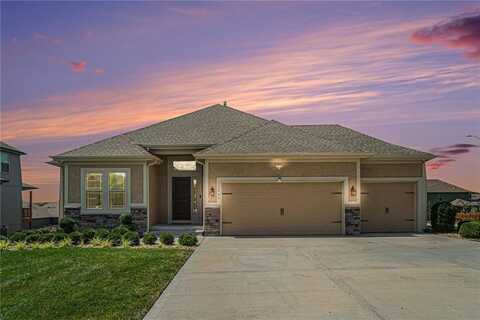 10840 N Corrington Avenue, Kansas City, MO 64156