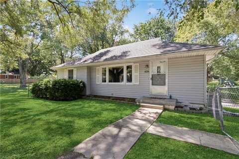 606 NE MAIN Street, Lees Summit, MO 64063