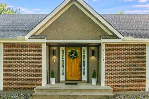 7004 E 132 Street, Grandview, MO 64030