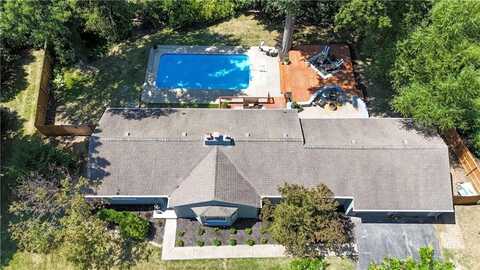 9440 Manor Road, Leawood, KS 66206