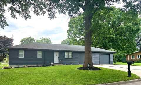 113 Karen Lane, Lansing, KS 66043