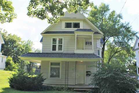 403 S Lucas St, Iowa City, IA 52240