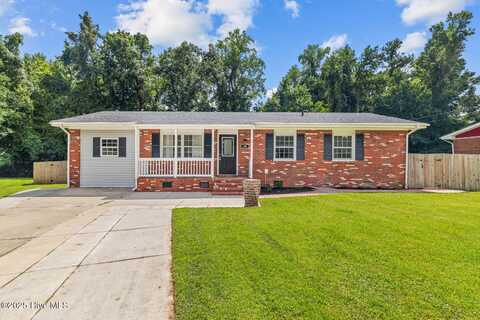 306 Sheffield Road, Jacksonville, NC 28546