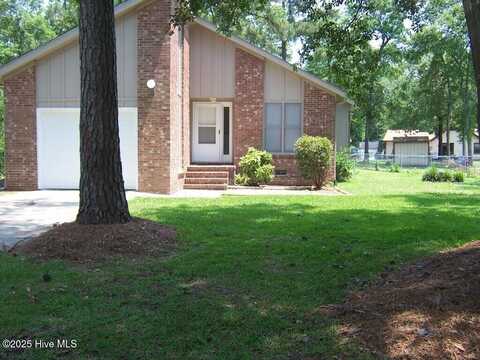1003 Stillwood Circle, Jacksonville, NC 28540