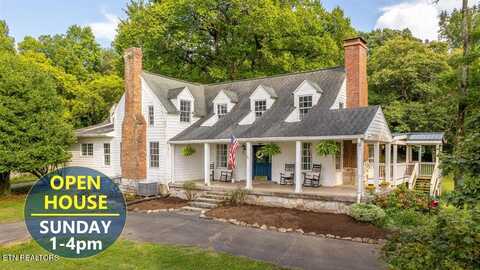 200 S Carter School Rd, Strawberry Plains, TN 37871