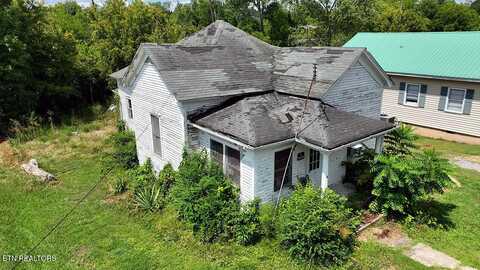 300 Athens Pike, Etowah, TN 37331