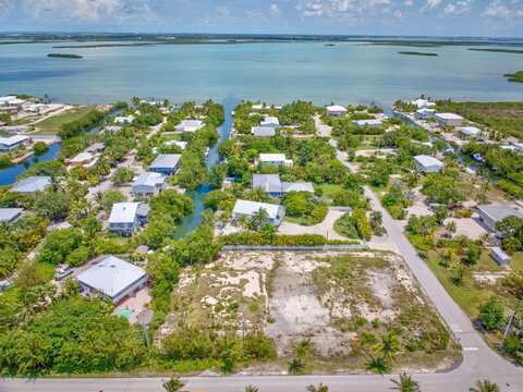 17215 Keystone Road, Sugarloaf Key, FL 33042