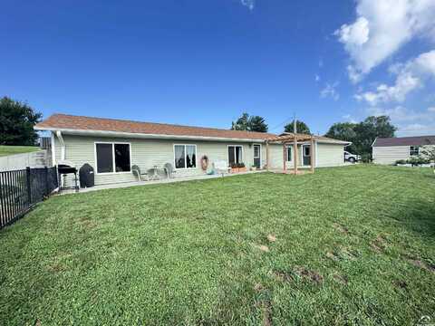 307 E Ohio Street, Highland, KS 66035
