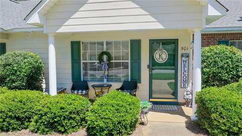 500 Waverly PLACE, OPELIKA, AL 36801