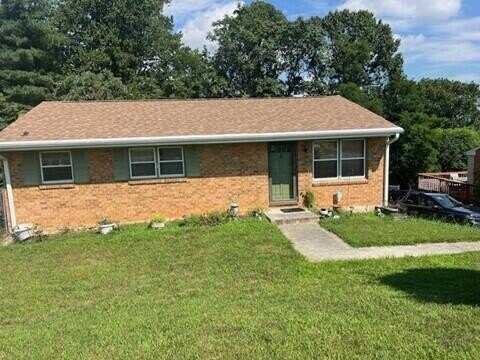 3003 Parham DR, Roanoke, VA 24014