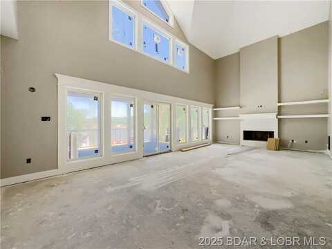 17 Eagles Pass, Climax Springs, MO 65324