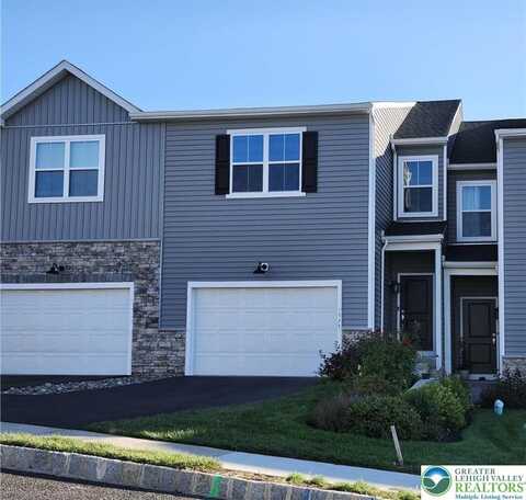 7579 Clayton Avenue, Shamokin, PA 18036