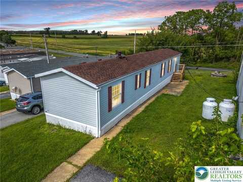 25 Roth Avenue, Longswamp Twp, PA 19539
