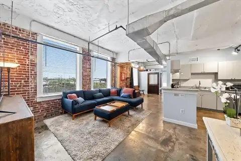 245 MADISON, Memphis, TN 38103