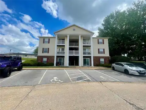 3114 Edwards Place, Maryland Heights, MO 63043