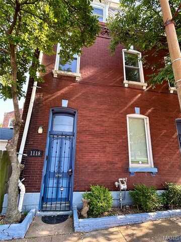 1118 Mallinckrodt Street, Saint Louis, MO 63107