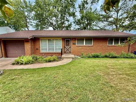 5916 Apple Valley Drive, Unincorporated, MO 63123