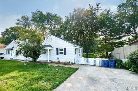 3346 Saint Joachim Lane, Saint Ann, MO 63074