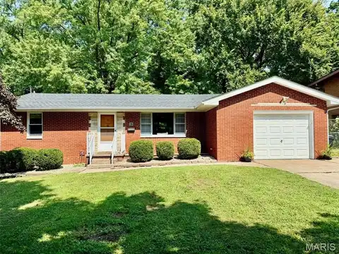 813 Willoway Avenue, East Alton, IL 62024