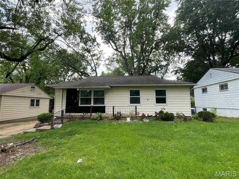9871 Medford Drive, Saint Louis, MO 63136