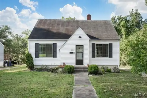 302 Oaklawn Avenue, Warrenton, MO 63383