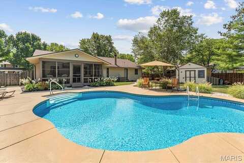 1975 Banyan Tree Road, Collinsville, IL 62234