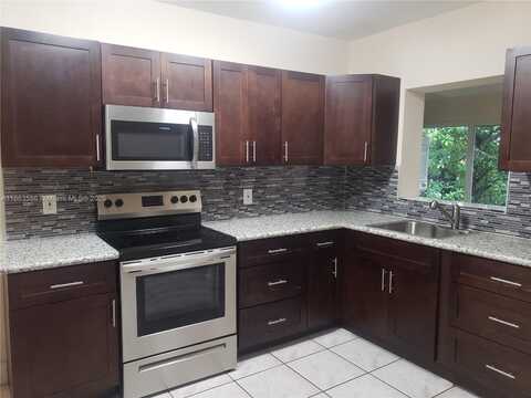 3640 SW 14th St, Miami, FL 33145